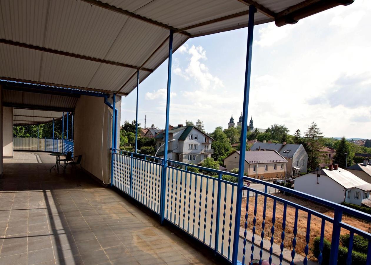 Appartement Pokoje Horyzont à Jarosław Extérieur photo